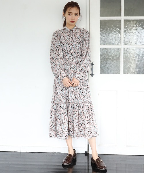 one after another NICE CLAUP(ワンアフターアナザーナイスクラップ)の「ティアードロングシャツワンピース(ワンピース・レディース・ベージュ/オフホワイト/ブラック系その他/パープル系その他・FREE)」の9枚目の写真