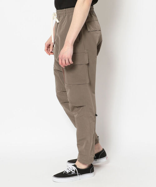 スリムフィットパンツ ジッパーポケット付き ブラック スリムフィット