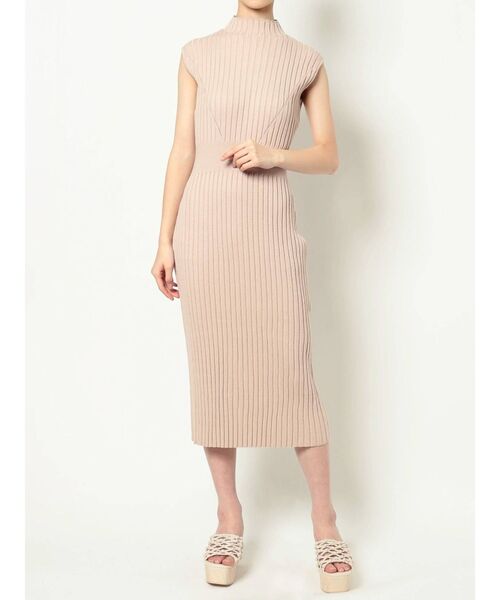 MERCURYDUO（マーキュリーデュオ）の「プリーツチュールキャミセットワンピース（ワンピース・レディース・ベージュ/ブラウン/ベビーピンク・FREE）」の5枚目の写真