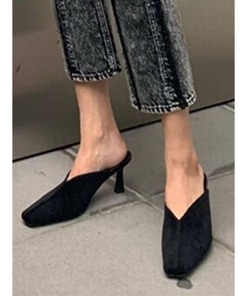 EMODA（エモダ）の「カーブスリムミュール（パンプス・レディース・ブラック/その他・SMALL/MEDIUM/LARGE）」の2枚目の写真