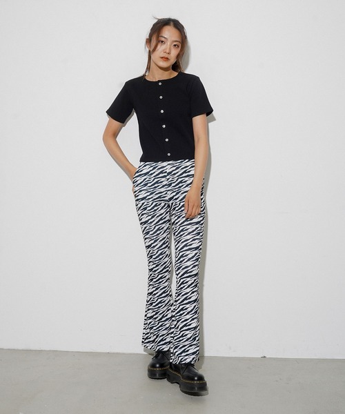 X-girl（エックスガール）の「MULTI PATTERN EASY FLARE PANTS（その他パンツ・レディース・ベージュ/ホワイト/ブラック・XS/M/S）」の14枚目の写真