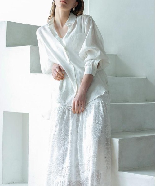 LUGIVA（ルギヴァ）の「ギャザードルマンリネンシャツ（シャツ/ブラウス・レディース・オフホワイト・M）」の10枚目の写真