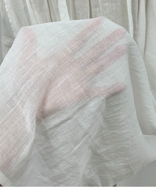 LUGIVA（ルギヴァ）の「ギャザードルマンリネンシャツ（シャツ/ブラウス・レディース・オフホワイト・M）」の9枚目の写真