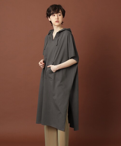 DRESSTERIOR（ドレステリア）の「◆製品染めフーテッドチュニック（チュニック・レディース・チャコールグレー/ベージュ・38）」の4枚目の写真