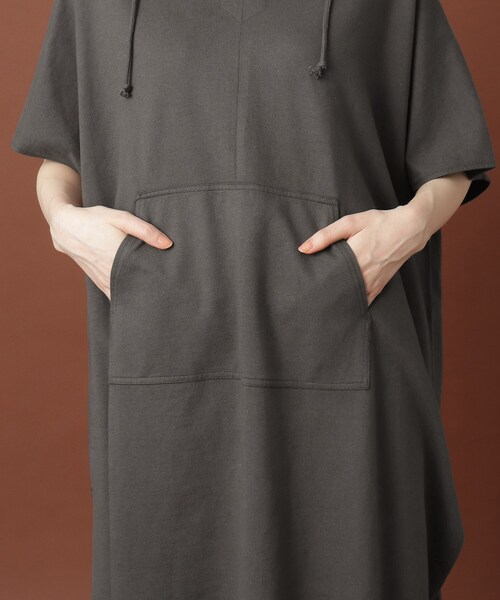 DRESSTERIOR（ドレステリア）の「◆製品染めフーテッドチュニック（チュニック・レディース・チャコールグレー/ベージュ・38）」の7枚目の写真
