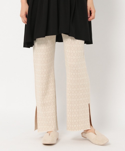 mysty woman(ミスティウーマン)の「キカジャガードニットパンツ 217830(その他パンツ・レディース・ブラック/ベージュ・FREE)」の1枚目の写真
