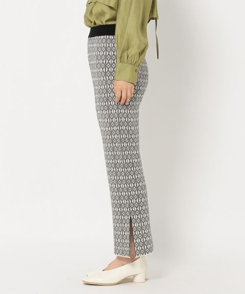 mysty woman(ミスティウーマン)の「キカジャガードニットパンツ 217830(その他パンツ・レディース・ブラック/ベージュ・FREE)」の8枚目の写真