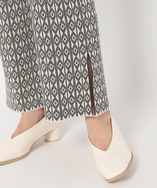 mysty woman(ミスティウーマン)の「キカジャガードニットパンツ 217830(その他パンツ・レディース・ブラック/ベージュ・FREE)」の3枚目の写真