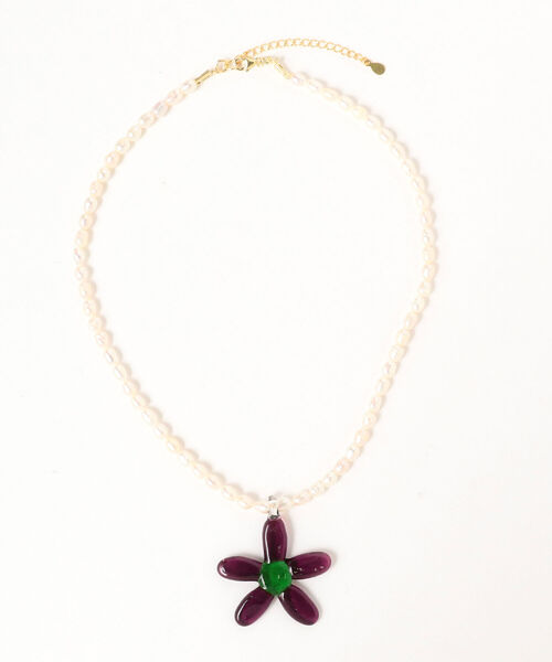 Ray BEAMS（レイビームス）の「NINFA handmade / Bloom ネックレス（ネックレス・レディース・グリーン/パープル・ONE SIZE）」の6枚目の写真