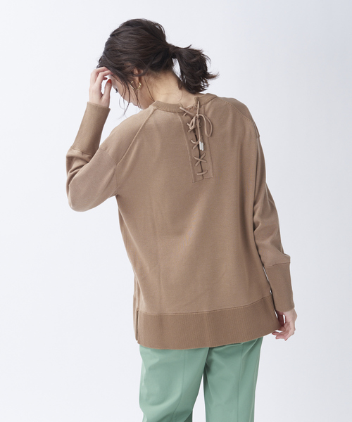 Abahouse Devinette（ドゥヴィネット）の「【BRAHMIN】バックレースアップオーバーシルエットニット（ニット/セーター・レディース・ブラック/オフホワイト/モカ・フリー）」の3枚目の写真