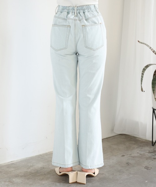 one after another NICE CLAUP（ワンアフターアナザーナイスクラップ）の「センターピンタック極みフレアデニム（デニムパンツ・レディース・ライトブルー/ブラック/ネイビー/ピンク・SMALL/MEDIUM）」の22枚目の写真