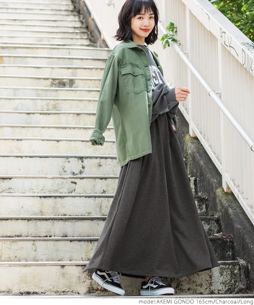 coca(coca)(コカ)の「暖かさプラス5度UP!?毛布のような肌触り裏起毛フレアロングスカート(スカート・レディース・チャコールグレー/ブラック・SHORT/LONG)」の7枚目の写真