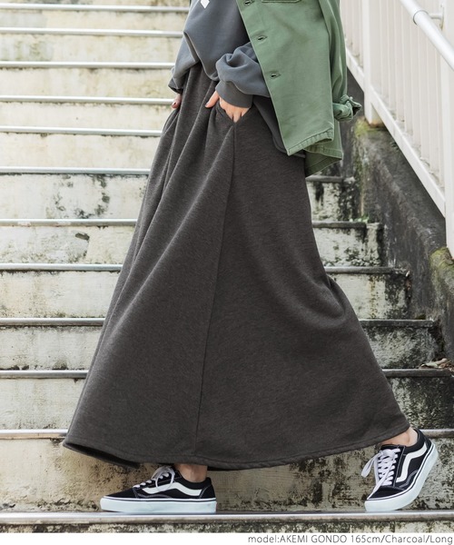 coca(coca)(コカ)の「暖かさプラス5度UP!?毛布のような肌触り裏起毛フレアロングスカート(スカート・レディース・チャコールグレー/ブラック・SHORT/LONG)」の9枚目の写真