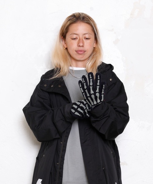DOWN ON THE CORNER（ダウンオンザコーナー）の「SKULL GLOVE / スカル
