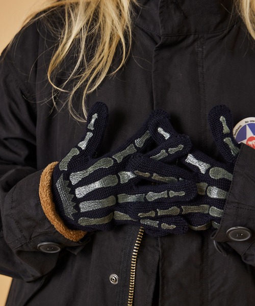DOWN ON THE CORNER（ダウンオンザコーナー）の「SKULL GLOVE / スカル グローブ（手袋・メンズ・ダークネイビー/チャコールグレー・ONE SIZE）」の9枚目の写真