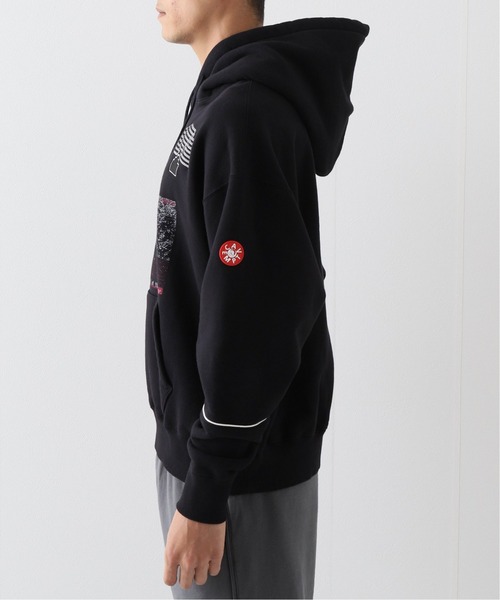 C.E（シーイー）の「【C.E / シーイー】NOT OF THINGS HEAVY HOODY（パーカー・メンズ・ブラック・MEDIUM/LARGE/X-LARGE）」の4枚目の写真