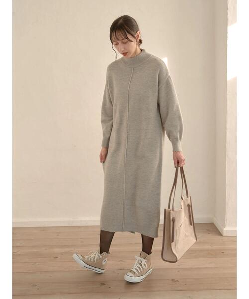 earth music&ecology（アースミュージックアンドエコロジー）の「Ｉラインニットワンピース＊（ワンピース・レディース・ブラック/ベージュ/グレー/ブルー・FREE）」の5枚目の写真