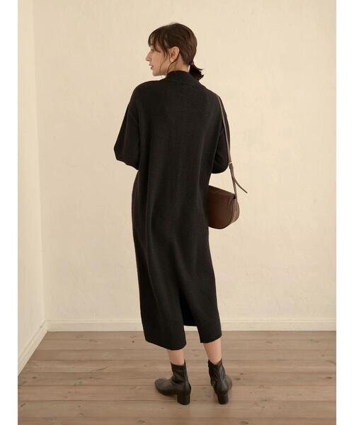 earth music&ecology（アースミュージックアンドエコロジー）の「Ｉラインニットワンピース＊（ワンピース・レディース・ブラック/ベージュ/グレー/ブルー・FREE）」の6枚目の写真