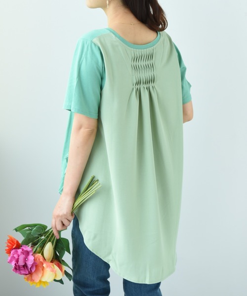 INTERPLANET（インタープラネット）の「Ｓｕｐｐｌｅ　Ｃｏｔｔｏｎ変形ピンタックプルオーバー（Tシャツ/カットソー・レディース・ブラック/オフホワイト/グリーン/グレイッシュベージュ・FREE）」の7枚目の写真