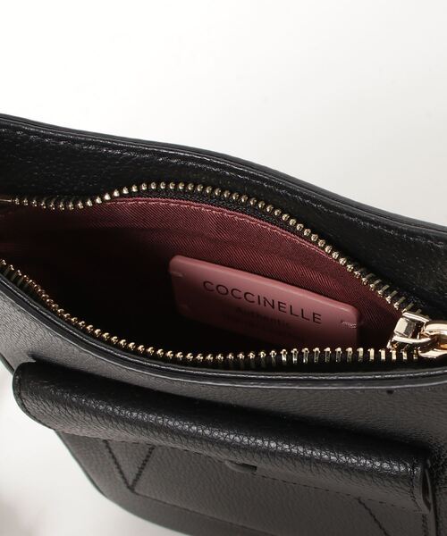 COCCINELLE(コチネレ)の「《COCCINELLE/コチネレ》EASY POCKET(ショルダーバッグ・レディース・ブラック系その他/ブラウン・FREE)」の9枚目の写真