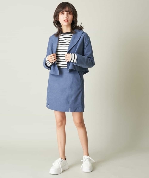 A de a.v.v（アードアー・ヴェ・ヴェ）の「（SET UP対応）ダブルボタンショートテーラードジャケット（テーラードジャケット・レディース・ブラック/ブルー・38/36）」の5枚目の写真