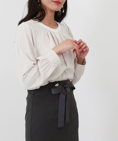 TRUDEA（トルディア）の「配色バンドカラー2WAYブラウス（シャツ/ブラウス・レディース・ホワイト/ミント/ピンクベージュ/ベージュ/ネイビー/チャコールグレー・MEDIUM/LARGE/SMALL）」の4枚目の写真