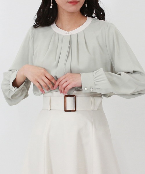 TRUDEA（トルディア）の「配色バンドカラー2WAYブラウス（シャツ/ブラウス・レディース・ホワイト/ミント/ピンクベージュ/ベージュ/ネイビー/チャコールグレー・MEDIUM/LARGE/SMALL）」の5枚目の写真