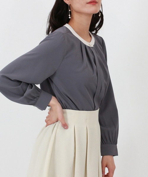 TRUDEA（トルディア）の「配色バンドカラー2WAYブラウス（シャツ/ブラウス・レディース・ホワイト/ミント/ピンクベージュ/ベージュ/ネイビー/チャコールグレー・MEDIUM/LARGE/SMALL）」の19枚目の写真