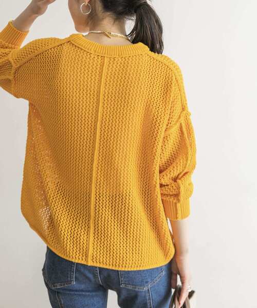 URBAN RESEARCH(アーバンリサーチ)の「『Oggi 5月号掲載』『Gina 2022Spring掲載』メッシュニット(ニット/セーター・レディース・オレンジ系その他/アイボリー/ネイビー・FREE)」の11枚目の写真