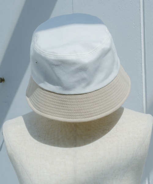 INTER FACTORY（インターファクトリー）の「【るい【YouTuberるぅきぃ夫婦】 - リバーシブルバケットハット　made in INTER FACTORY（ハット・レディース・カーキ/ホワイト・FREE）」の3枚目の写真