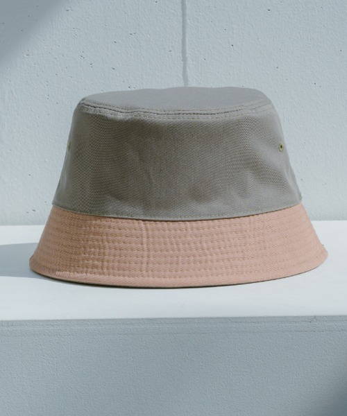 INTER FACTORY（インターファクトリー）の「【るい【YouTuberるぅきぃ夫婦】 - リバーシブルバケットハット　made in INTER FACTORY（ハット・レディース・カーキ/ホワイト・FREE）」の5枚目の写真