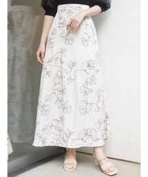 シャンブレーフラワーエンブロイダリースカート