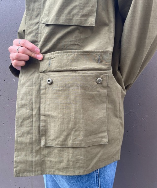 CIAOPANIC（チャオパニック）の「一枚で男らしさ溢れるミリタリー感に！M-65 BDUジャケット（ミリタリージャケット・メンズ・ホワイト/ブラック/オリーブ・MEDIUM/LARGE）」の6枚目の写真