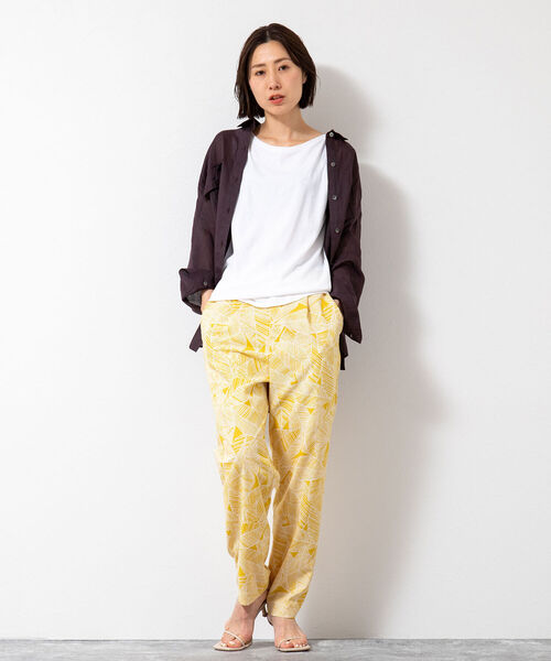 ノーリーズ　テパードパンツ　美品 ノーリーズ テパードパンツ 美品