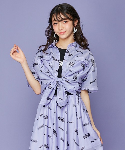 SISTER JENNI（SISTER JENNI）の「ロゴ総柄シアーシャツ（シャツ/ブラウス・キッズ・ブラック/ラベンダー・130cm/140cm/150cm/160cm）」の2枚目の写真