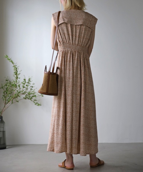 UNFIELD（アンフィールド）の「【UNFIELD】スクエアBigカラーノースリーブワンピース（ワンピース・レディース・ブラック/オレンジ・FREE）」の5枚目の写真