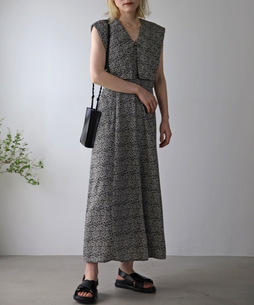 UNFIELD（アンフィールド）の「【UNFIELD】スクエアBigカラーノースリーブワンピース（ワンピース・レディース・ブラック/オレンジ・FREE）」の12枚目の写真