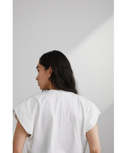 STYLEMIXER(スタイルミキサー)の「バルーンスリーブT(Tシャツ/カットソー・レディース・ブラック/ホワイト/ライトグリーン/ベージュ・FREE)」の9枚目の写真