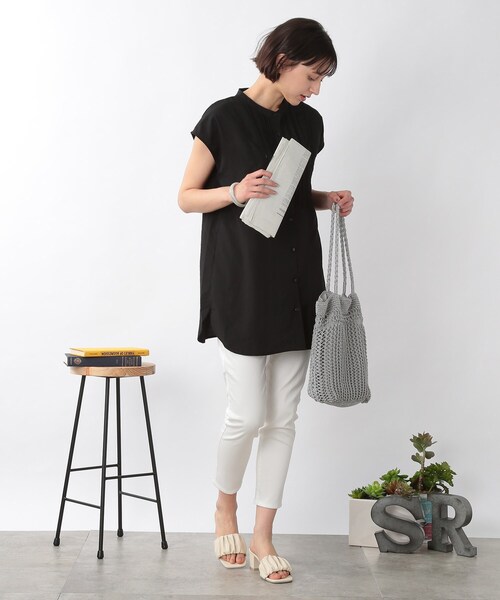 SHOO・LA・RUE（シューラルー）の「◆タック&はしごレースチュニック丈ブラウス（シャツ/ブラウス・レディース・ブラック/オフホワイト/オリーブ/ピンク系・00）」の15枚目の写真