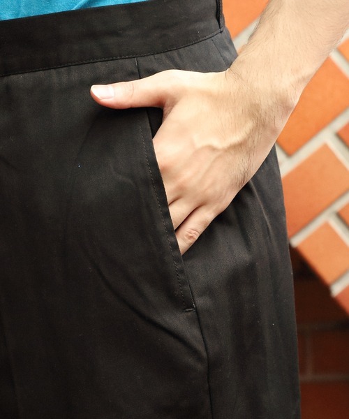 ８(eight)（エイト）の「ツイルカラーワイドパンツ（チノパンツ・メンズ・チャコールグレー/ブラック/ベージュ/レッド/オレンジ/マスタード/ワインレッド/ロイヤルブルー/キナリ/ダークグリーン・LARGE/MEDIUM/X-LARGE）」の20枚目の写真