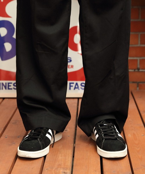 ８(eight)（エイト）の「ツイルカラーワイドパンツ（チノパンツ・メンズ・チャコールグレー/ブラック/ベージュ/レッド/オレンジ/マスタード/ワインレッド/ロイヤルブルー/キナリ/ダークグリーン・LARGE/MEDIUM/X-LARGE）」の16枚目の写真