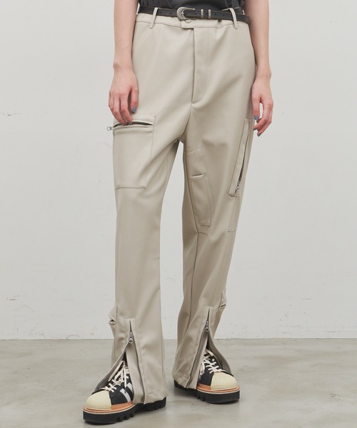 AIVER（アイバー）の「AIVER ヴィーガンレザーフライトパンツ（その他