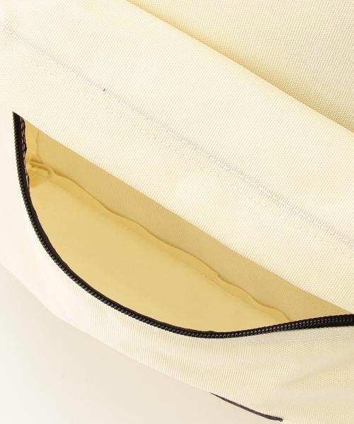 EASTPAK(イーストパック )の「EASTPAK / バックパック(バックパック/リュック・メンズ・ホワイト/ブラック/ネイビー・ONE SIZE)」の6枚目の写真