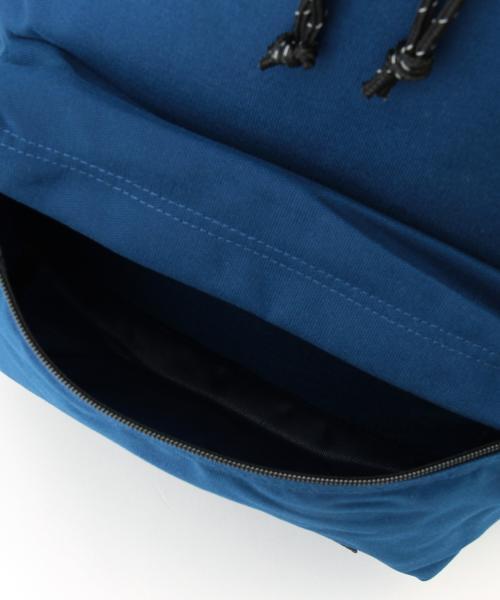 EASTPAK(イーストパック )の「EASTPAK / バックパック(バックパック/リュック・メンズ・ホワイト/ブラック/ネイビー・ONE SIZE)」の20枚目の写真