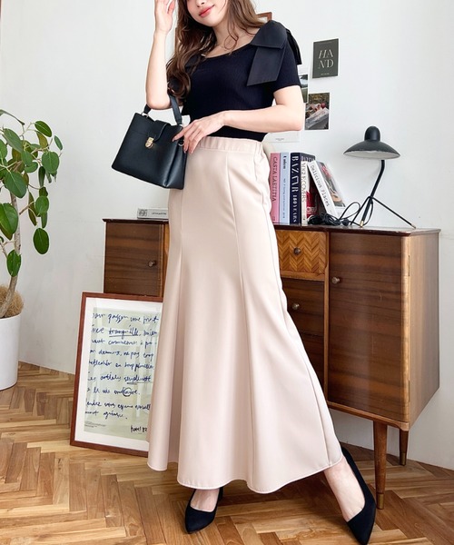 moment+（モーメントプラス）の「アソートセールマーメイドフレアスカート（スカート・レディース・パープル/レッド/オレンジ/グリーン/ライトグリーン/イエロー×グリーン/チャコールグレー/グレイッシュベージュ・S/M/L）」の16枚目の写真