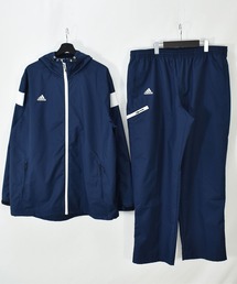 adidas（アディダス）｜「>」に該当するレディースの