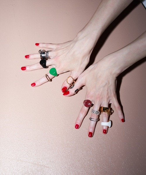 Solace（ソレイス）の「カラーリング（リング・レディース・ホワイト/ブラック/レッド/グリーン・FREE）」の6枚目の写真