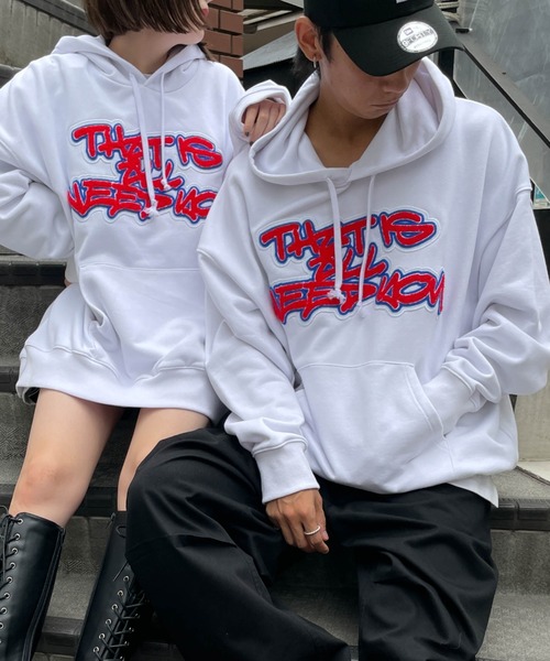 WEGO（ウィゴー）の「WEGO/ヘビーウエイト グラフィティプルパーカー（パーカー・メンズ・ホワイト/ブラック/ダークグリーン/杢グレー/ホワイト系その他/オートミール/その他1/その他3/その他2/その他4・MEDIUM/LARGE）」の2枚目の写真