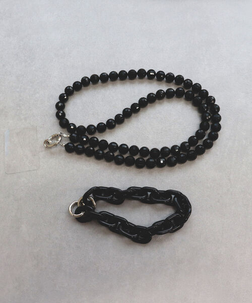 fredy emue（フレディエミュ）の「カラービーズ2wayスマホショルダー（スマホグッズ・レディース・ブラック/ライトグリーン/キナリ・FREE）」の20枚目の写真