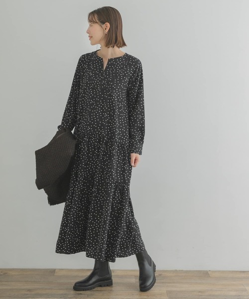 F by ROSSO(エフバイロッソ)の「F by ROSSO ドットランダムティアードワンピース(ワンピース・レディース・ブラック/キャメル・38/36)」の15枚目の写真